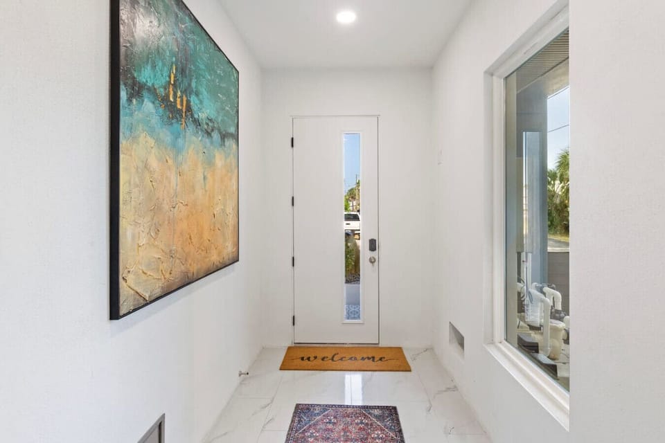 Main door Hallway