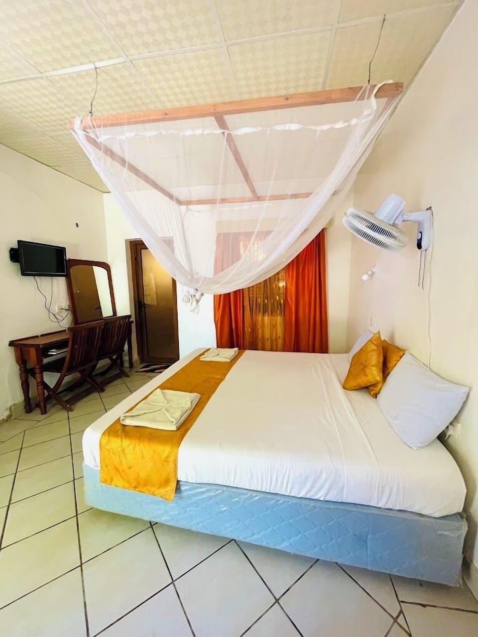 Deluxe Double Room | Free WiFi, bed sheets
