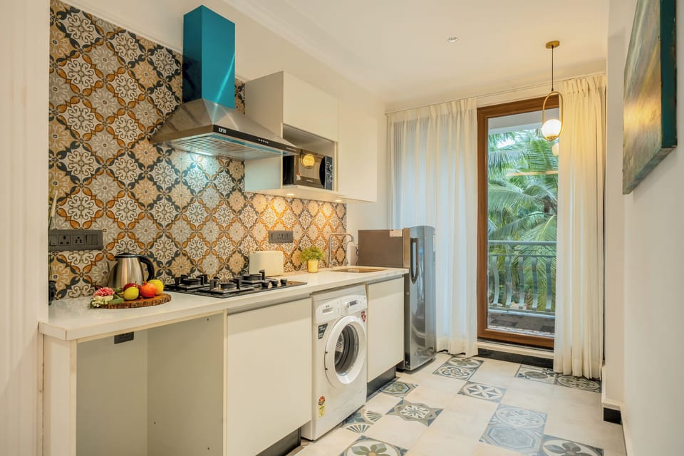Apartment, 2 Bedrooms, Balcony | Private kitchen