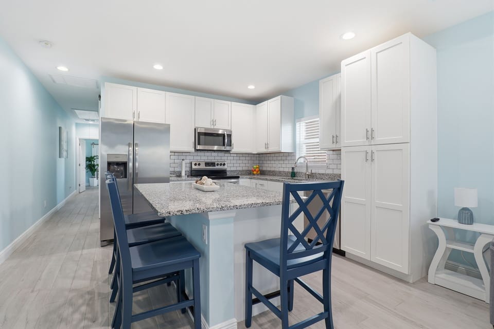 Indoors, Kitchen, Architecture, Building, Dining Room