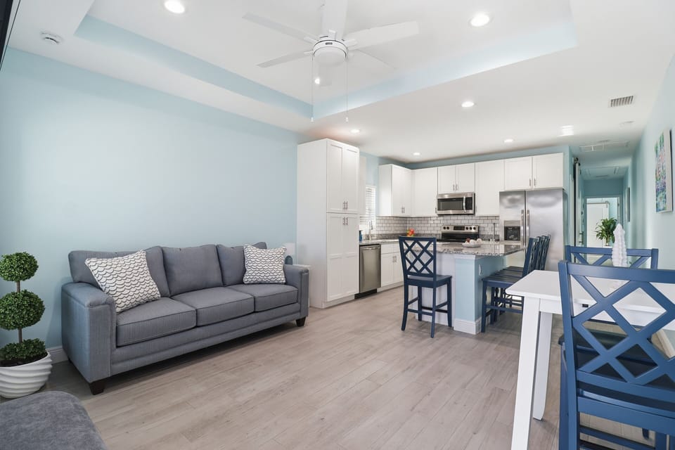 Living Room & Kitchen; Island & Table Seating for Six (6)