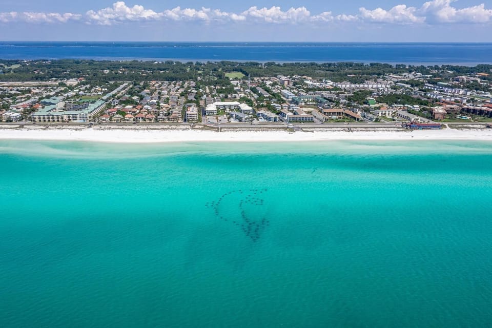Sandprints D3 Apartment in Miramar Beach