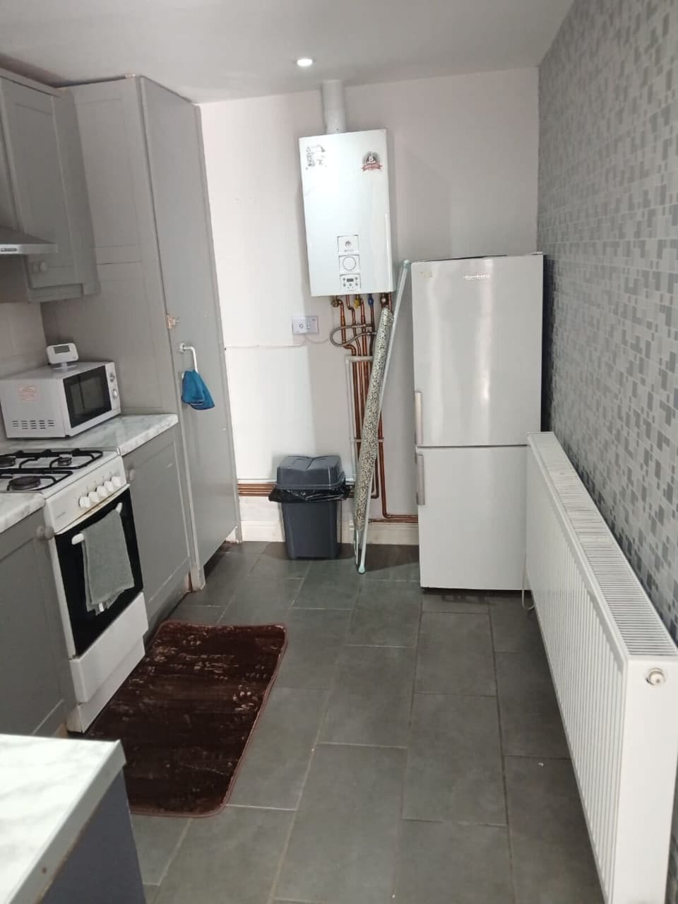 Family Apartment, Multiple Beds, Private Bathroom, Garden View | Private kitchen