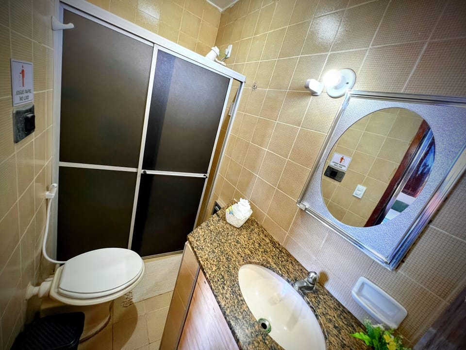 CACTUS SUITE | Bathroom