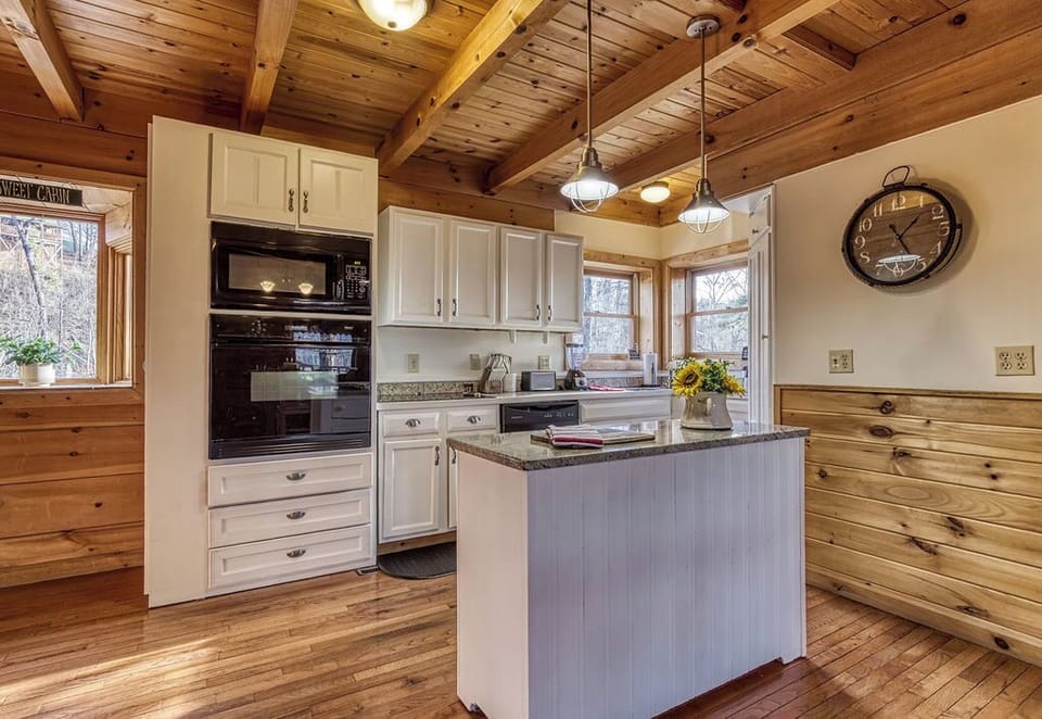 CABIN A: A clean kitchen for stress-free cooking