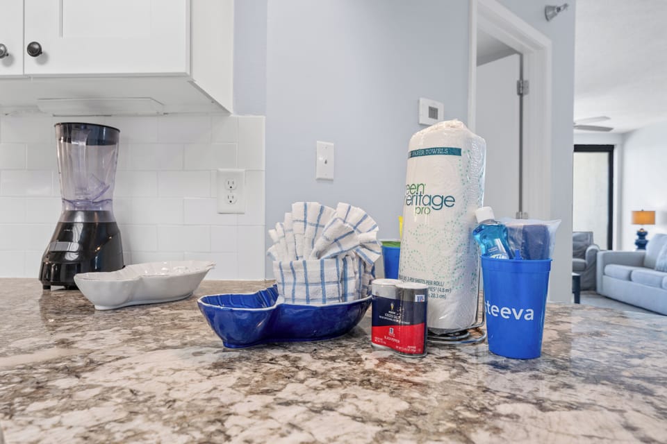 Signature Condo, 3 Bedrooms, Balcony, Beach View | Private kitchen | Fridge, microwave, oven, stovetop