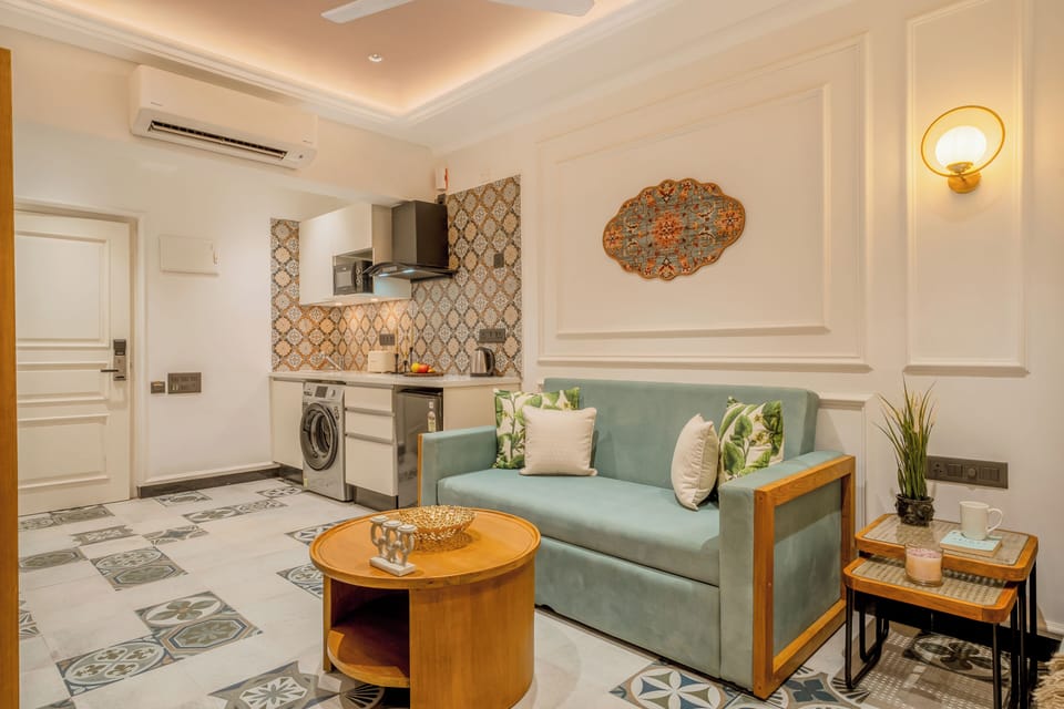Apartment, 1 Bedroom, Balcony | Living area