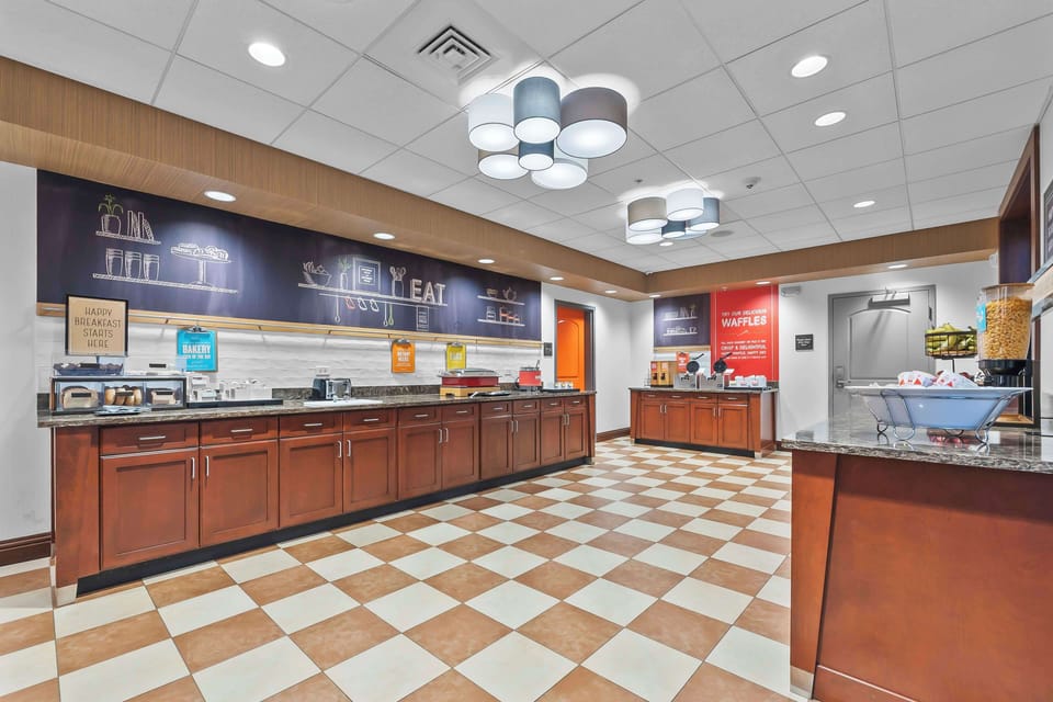 Free daily buffet breakfast