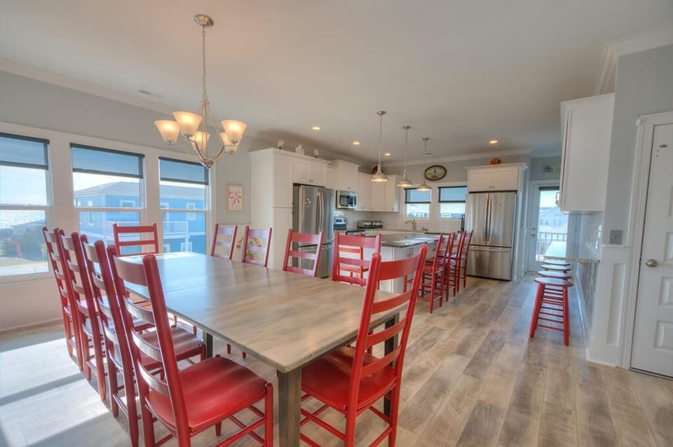 Dining Room
GW 1.2023