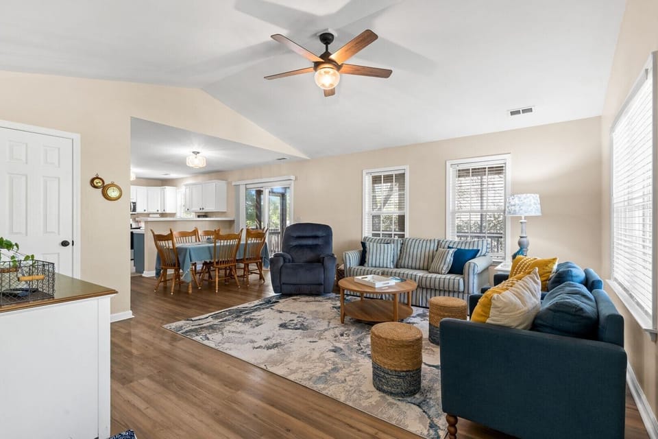 Living Room 
CAM 7-24-25