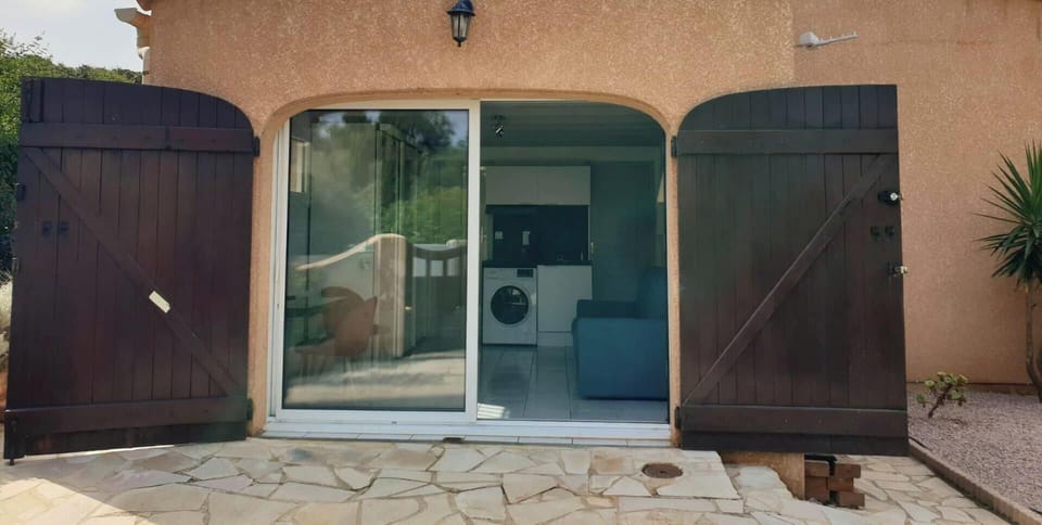 Private entrance