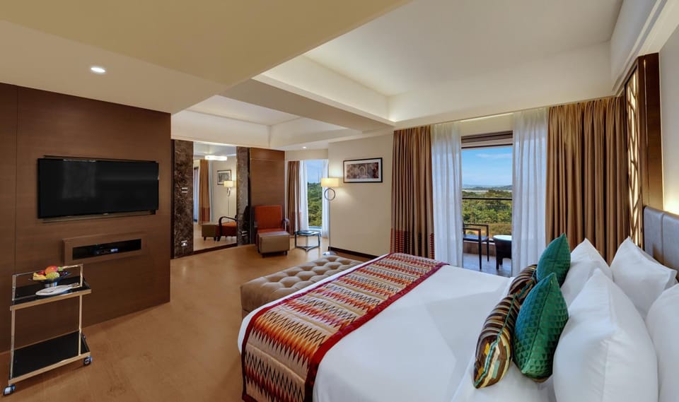 Minibar, in-room safe, desk, soundproofing