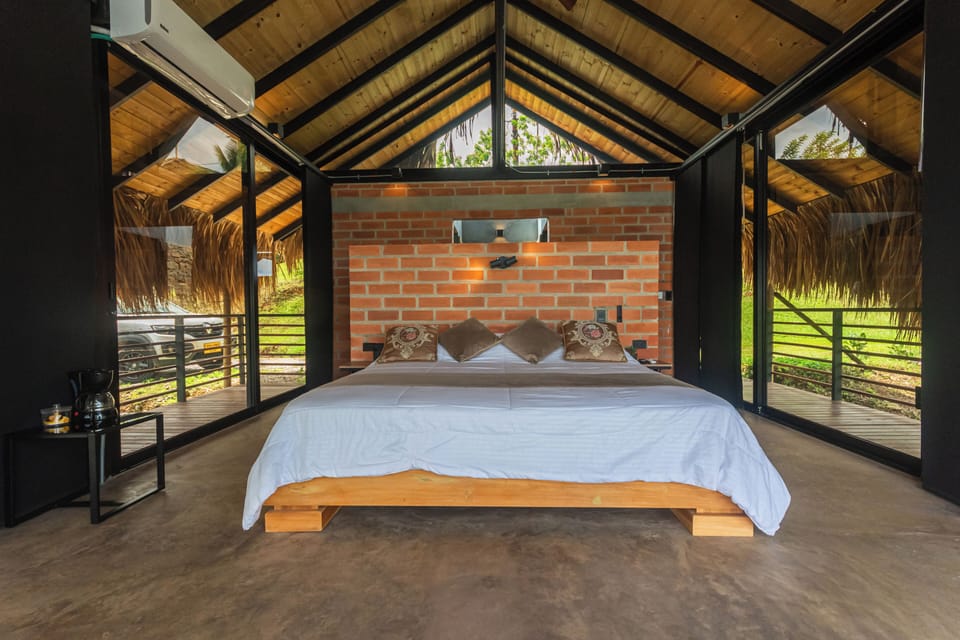 Luxury Cabin, 1 King Bed, Bathtub, Mountain View | Free WiFi