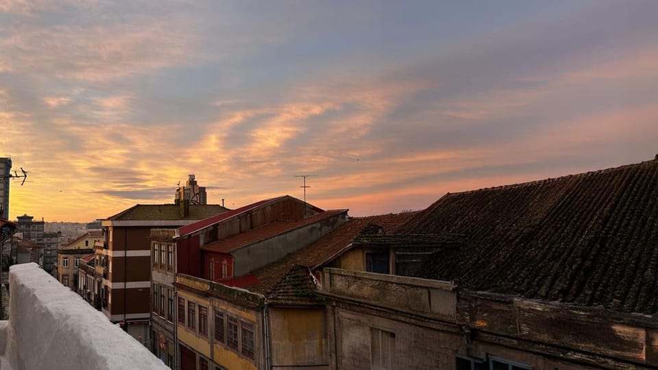 Witness breathtaking sunsets over the charming rooftops of the city, offering a picturesque backdrop for evening relaxation and a true taste of local urban beauty.
#CityscapeView #RooftopSunset #UrbanCharm #EveningVibes #LocalExperience