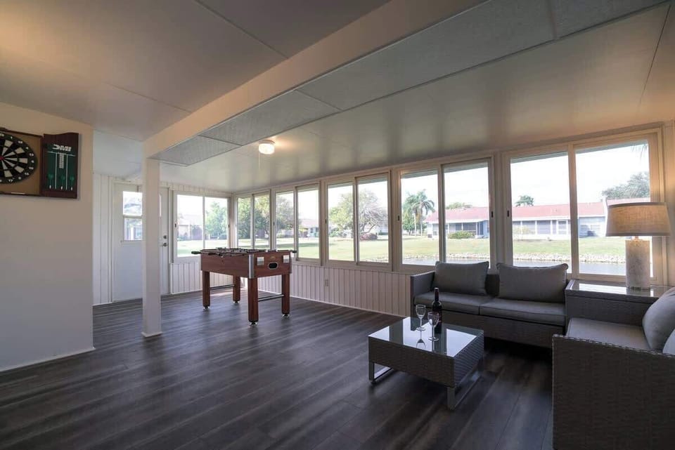Lanai/Game Room