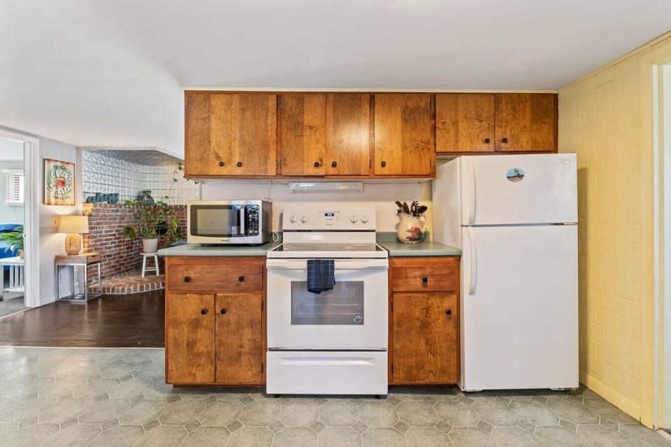 Kitchen | Wood Cabinets | White Appliances