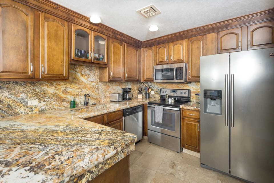 ☀️ Cook, relax, and feel right at home