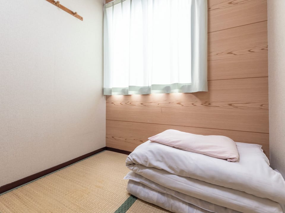 [Next to Bathroom] Japanese Style Room,Shared Bathroom, Non Smoking (For 1 person) | Iron/ironing board, free WiFi
