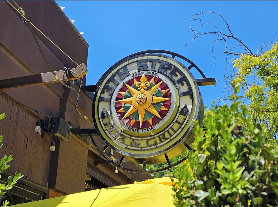 13th Sreet Pub & Grill in Hyde Park