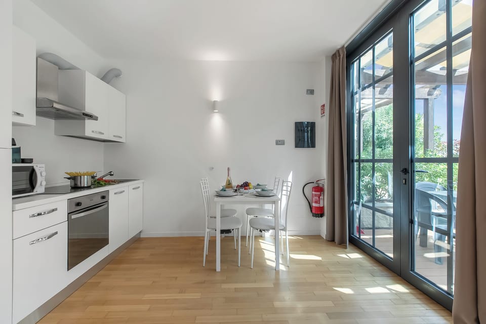 Kitchen and dining area
