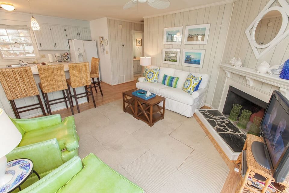 2nd floor 
Open airy layout