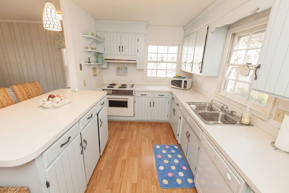 2nd floor
Kitchen