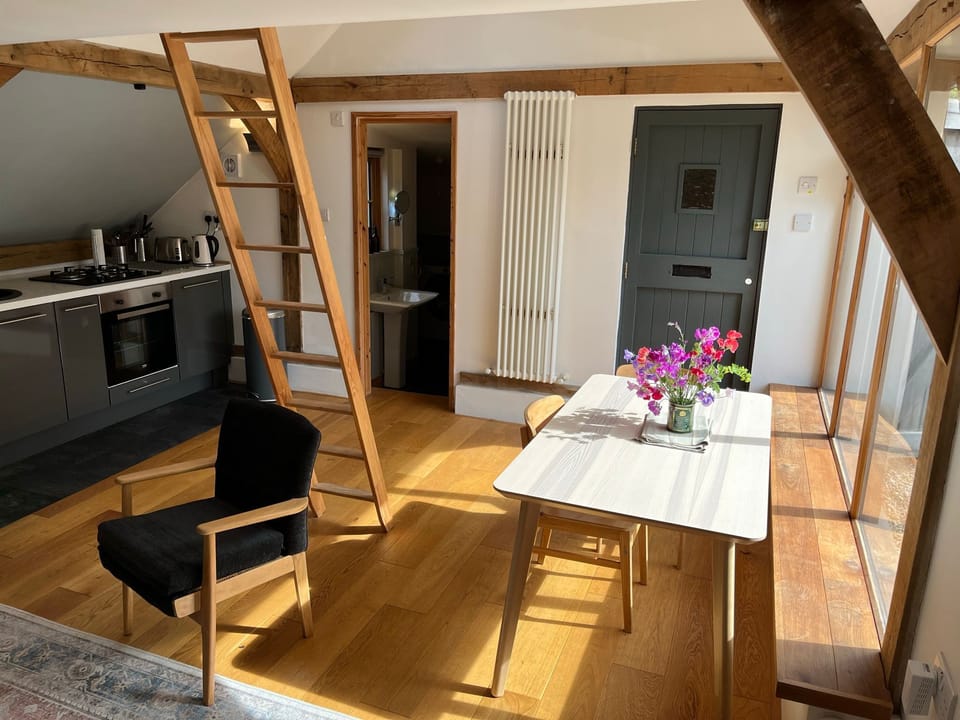 Studio | Living room