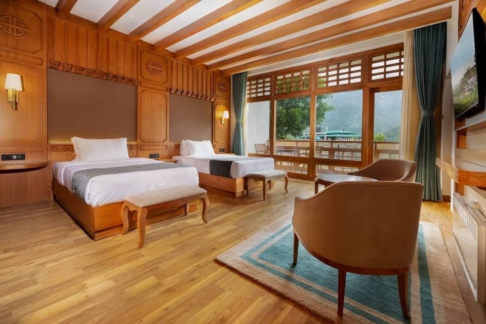 Standard Double or Twin Room, Mountain View | In-room safe, desk, laptop workspace, WiFi (free)