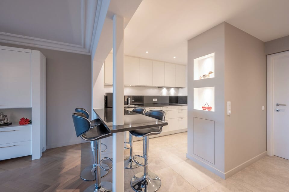 Classic Apartment, 2 Bedrooms | Dining