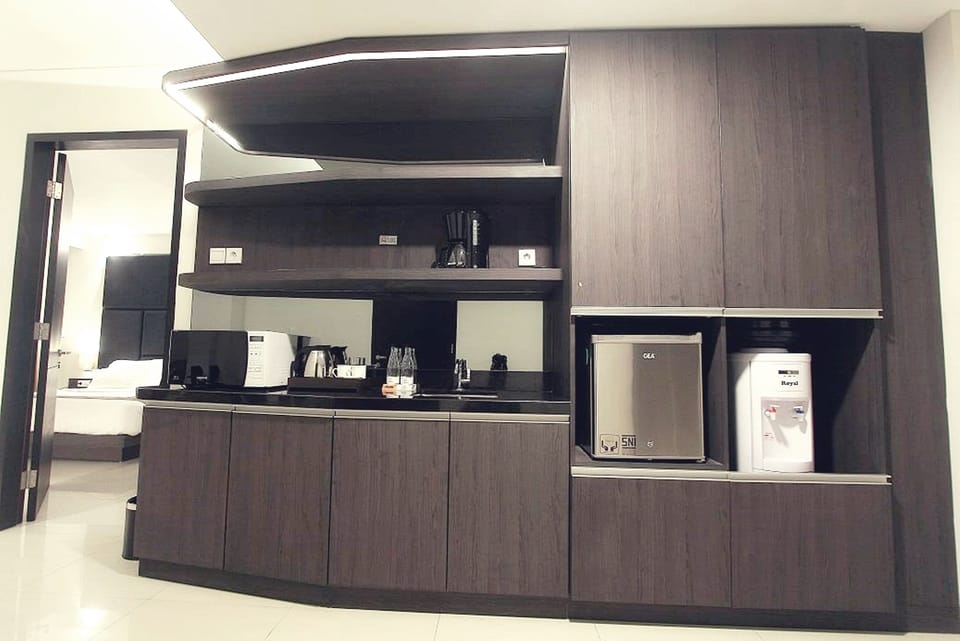 Suite | Premium bedding, in-room safe, desk, blackout drapes
