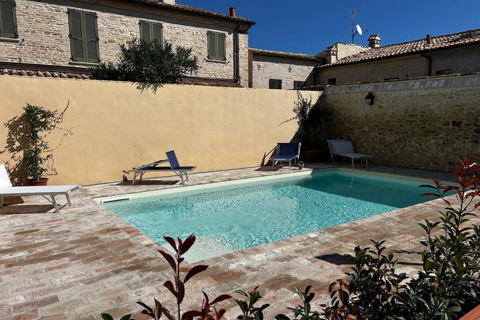 Holiday Home Swimming Pool