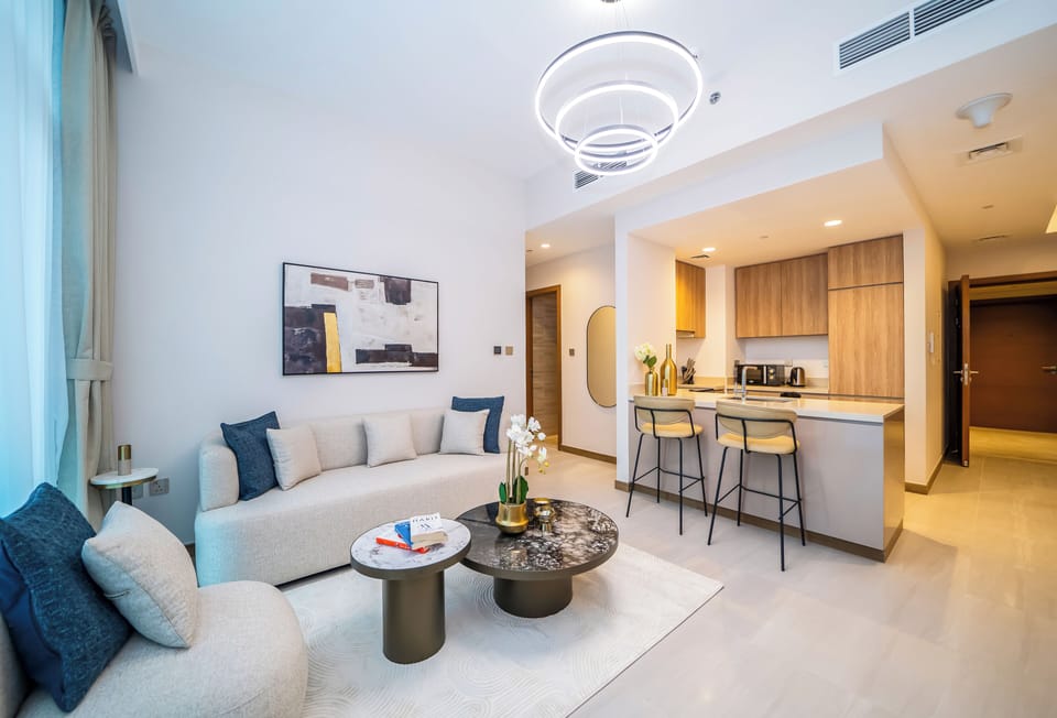 Apartment, Balcony, City View | Living area