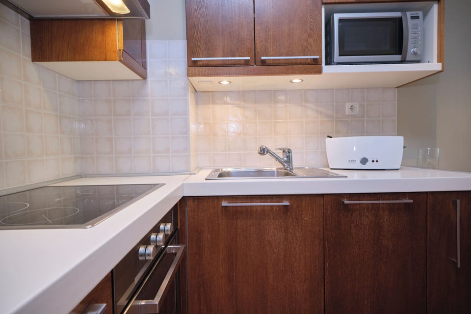 Classic Apartment, Balcony, Beach View | Private kitchen