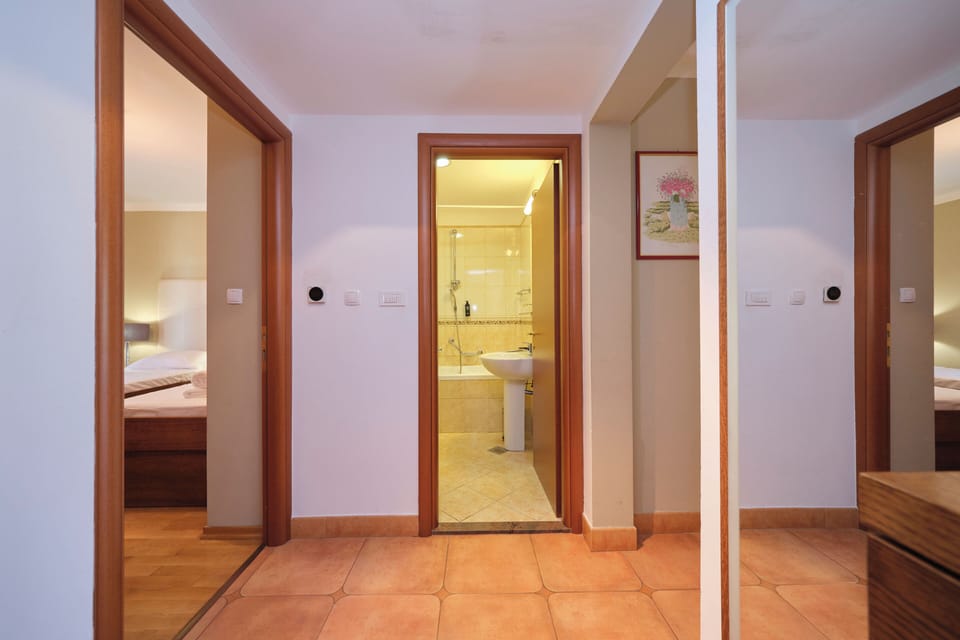 Dalmatia Dream Podstrana - The Residence Apartment in Podstrana