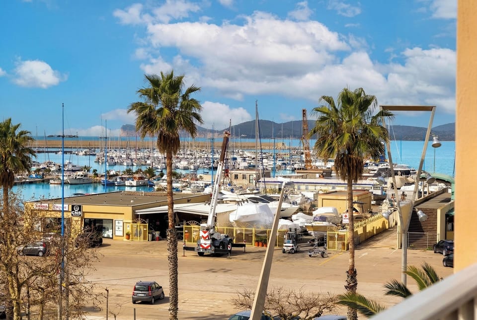 Marina