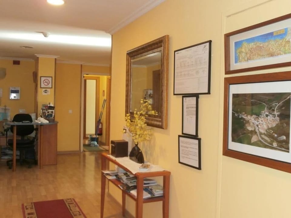 Classic Single Room, City View | Lobby