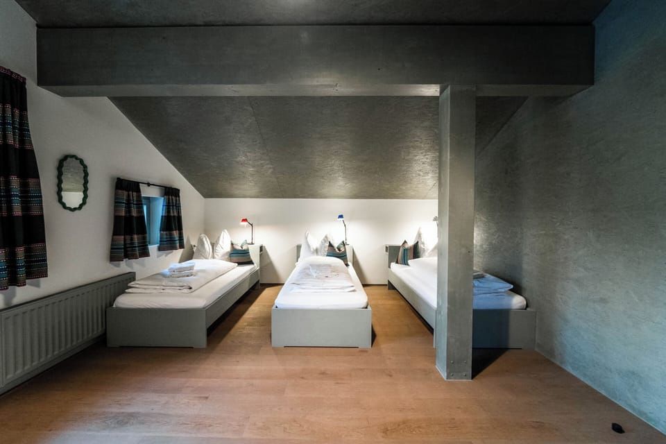 Comfort Room, Multiple Beds, Mountain View | Cribs (free), WiFi (free), bed sheets