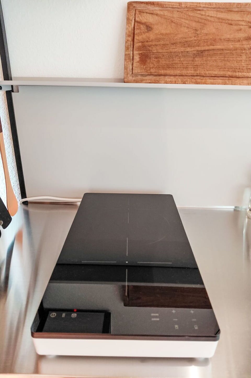 Kitchen Appliance, Kitchen, Home Appliance, Major Appliance, Countertop, Small Appliance, Stove, Wood Stain, Kitchen Stove, Cooktop