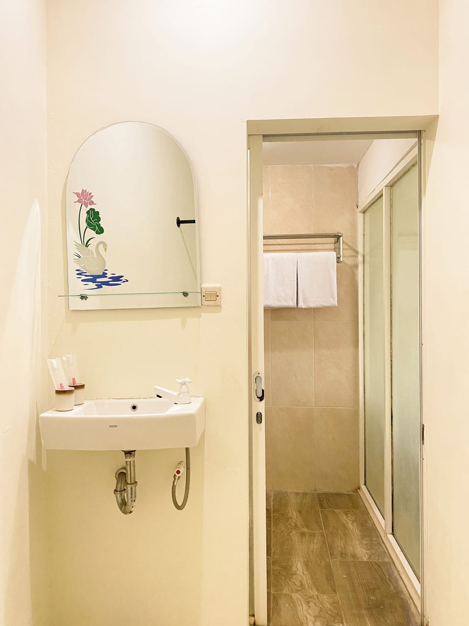 Shower, free toiletries, towels, soap