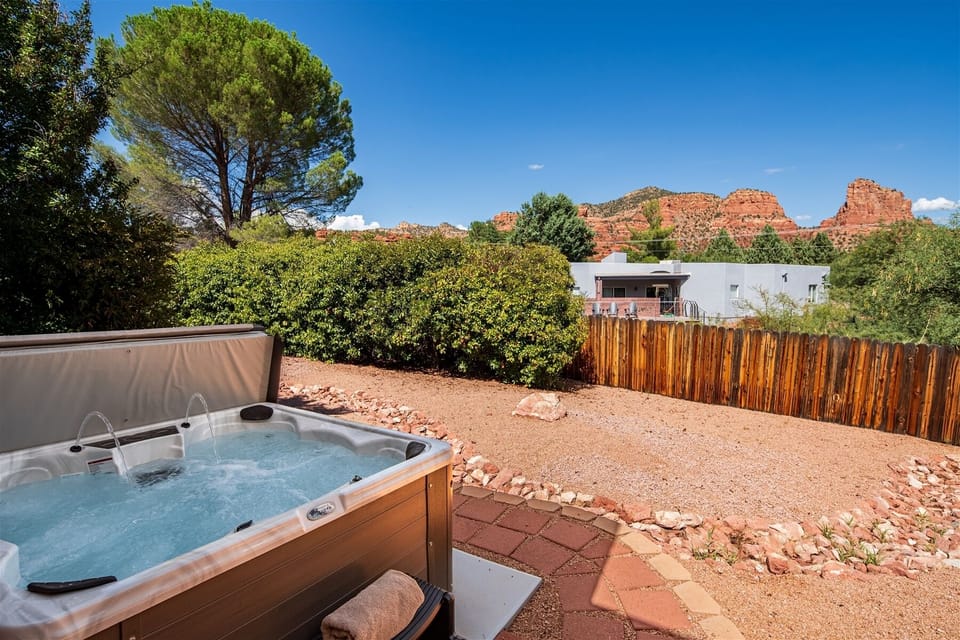 Luxurious outdoor hot tub
