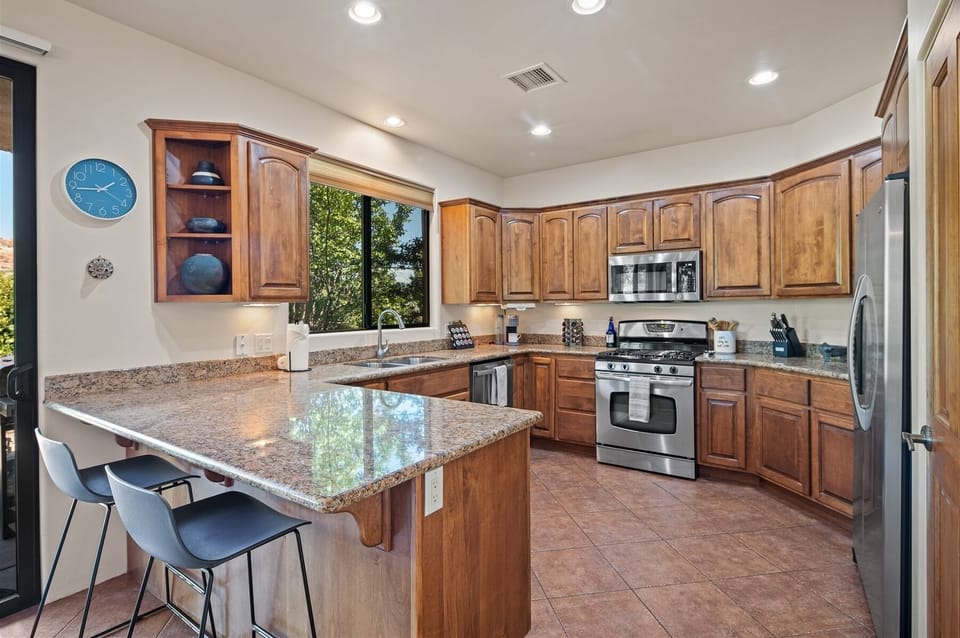 Fully equipped kitchen - perfect for a long-term stay