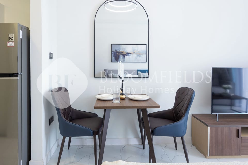 Apartment, Balcony | Dining