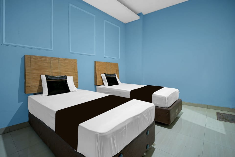 Deluxe Twin Room | WiFi (free), bed sheets