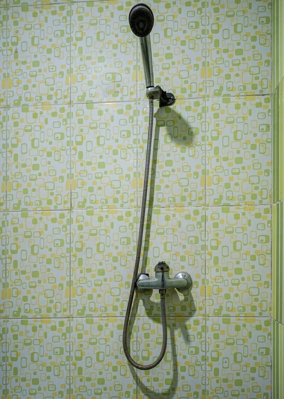 Shower, towels, soap, shampoo