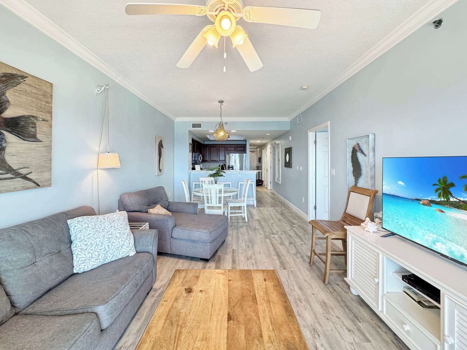 Condo, Multiple Beds, Balcony, Ocean View (Seawind 1602) | Living area