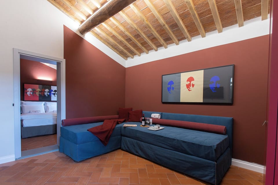 Superior Double or Twin Room, Patio, City View | Interior
