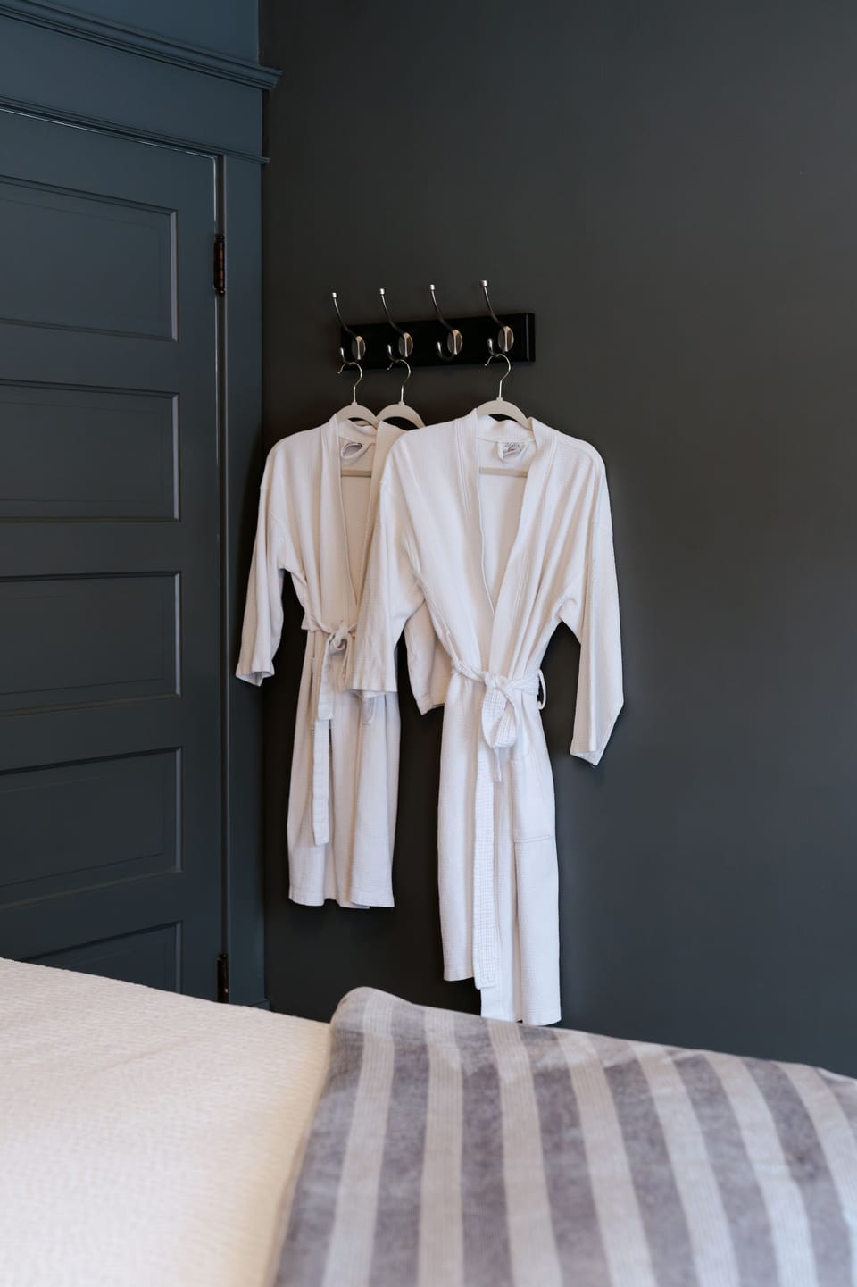 Northern Pacific Room | Iron/ironing board, free WiFi, bed sheets