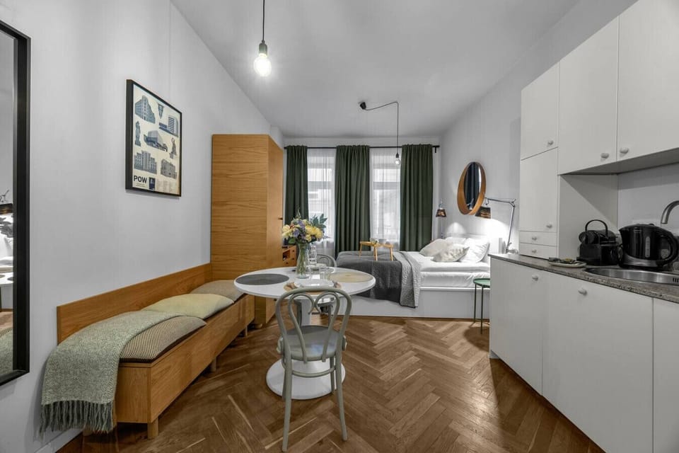 Cozy Studio Perfect for Couple Just Next to COS Torwar | Book Now with RENTUJEMY