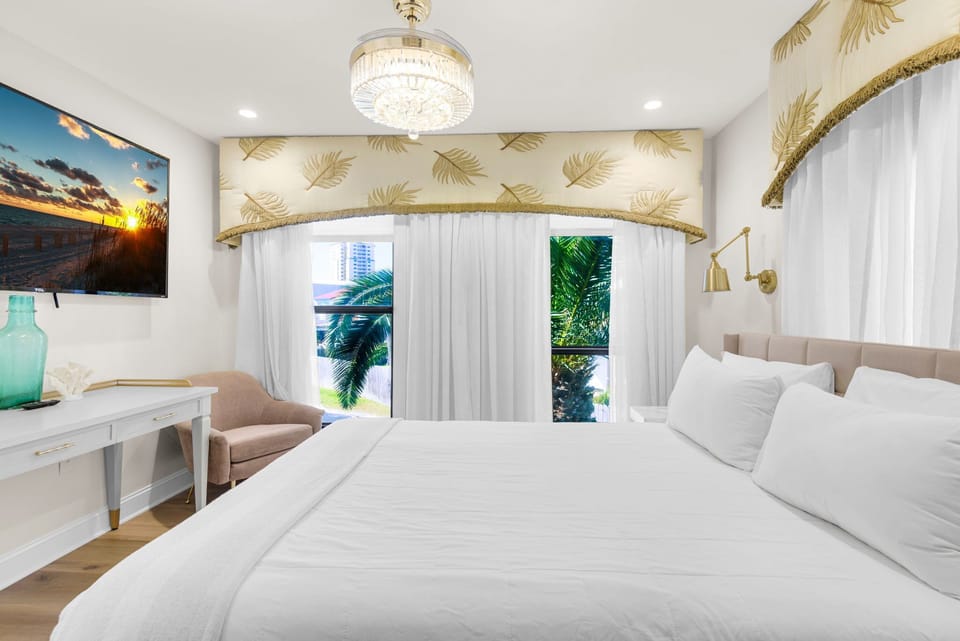 Main floor guest bedroom 1