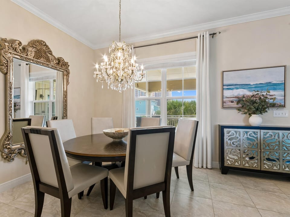 Dining Area - Table for Six - First Floor